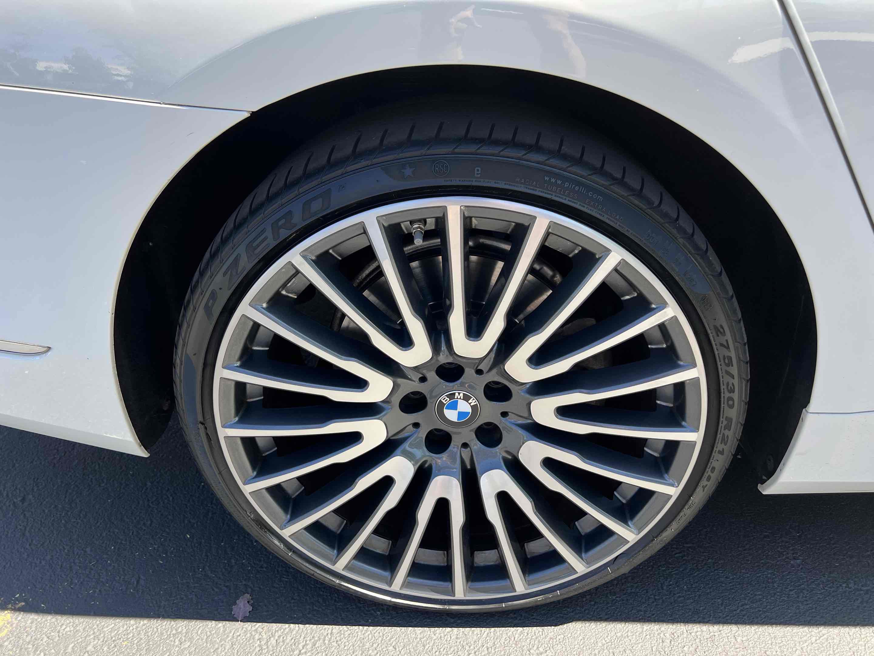 Used 2018 BMW 740e xDrive AWD/4WD image 87