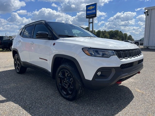 Used 2023 Jeep Compass Trailhawk