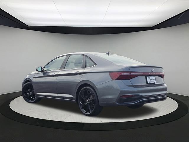 New 2026 Volkswagen Jetta SE image 5