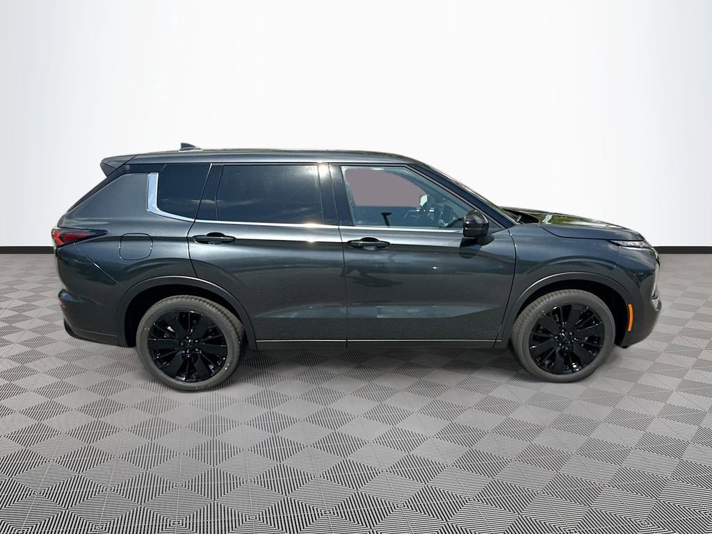 New 2026 Mitsubishi Outlander LE FWD image 8