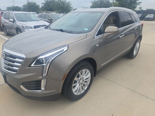Used 2019 Cadillac XT5 FWD image 6