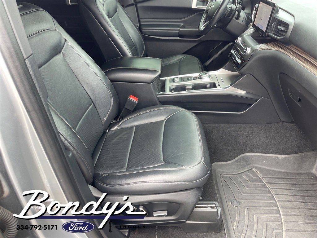 Used 2020 Ford Explorer Limited image 18