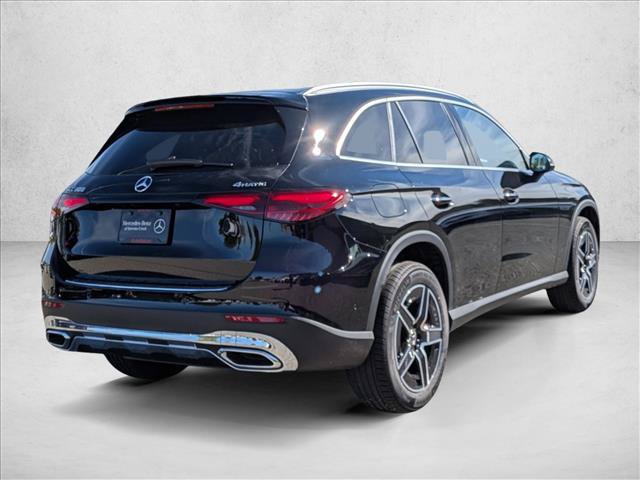 Used 2026 Mercedes-Benz GLC 300 4MATIC image 2
