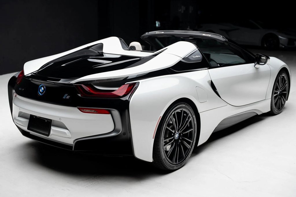 Used 2019 BMW i8 Roadster AWD/4WD image 38