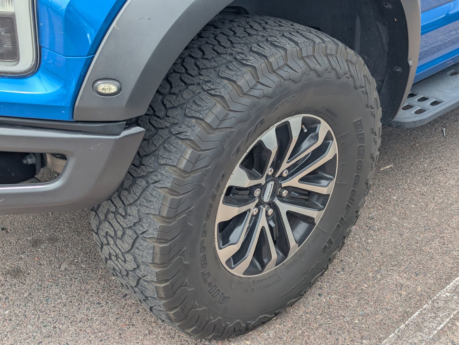 Used 2020 Ford F150 Raptor w/ Equipment Group 802A Luxury AWD/4WD image 5