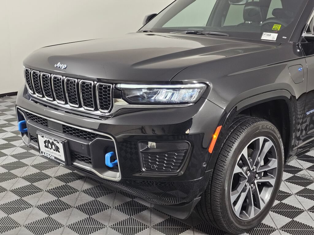 Used 2022 Jeep Grand Cherokee Overland AWD/4WD image 10