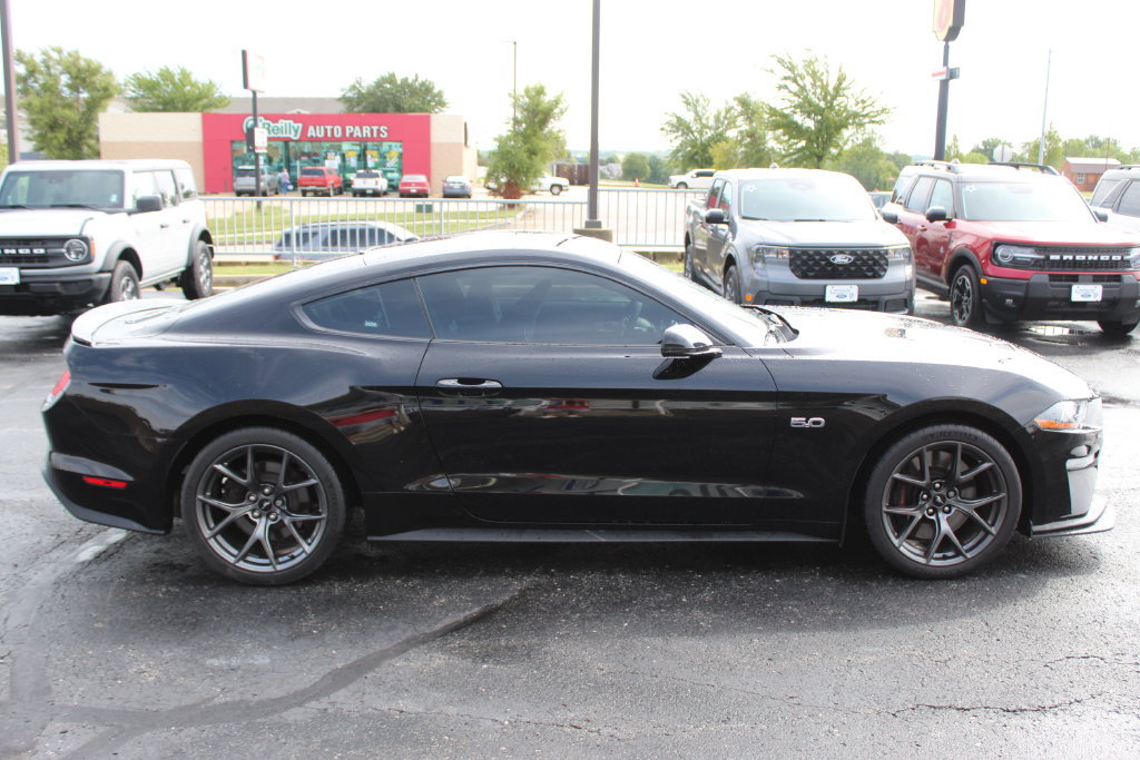 Used 2020 Ford Mustang GT Premium w/ Performance Package - Level 2 RWD image 6