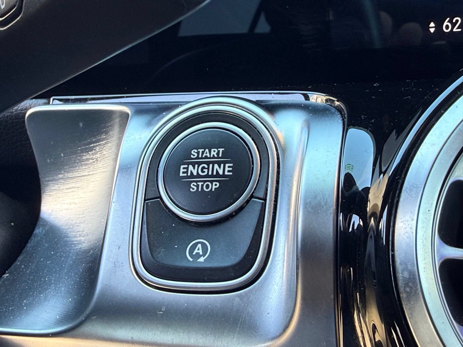 Used 2021 Mercedes-Benz GLB 250 image 33