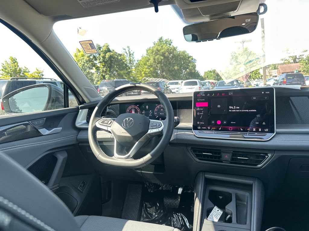 New 2026 Volkswagen Tiguan SE AWD/4WD image 17