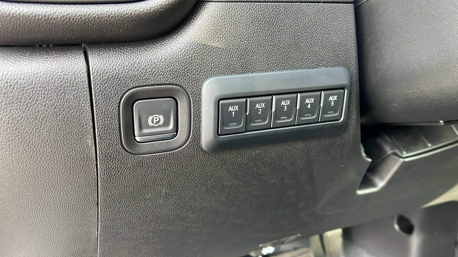 New 2026 Chevrolet Silverado 2500 W/T AWD/4WD image 28
