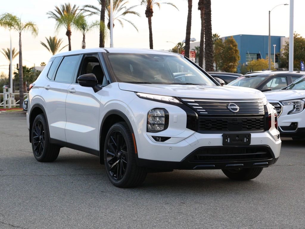 New 2026 Nissan Rogue SL image 2