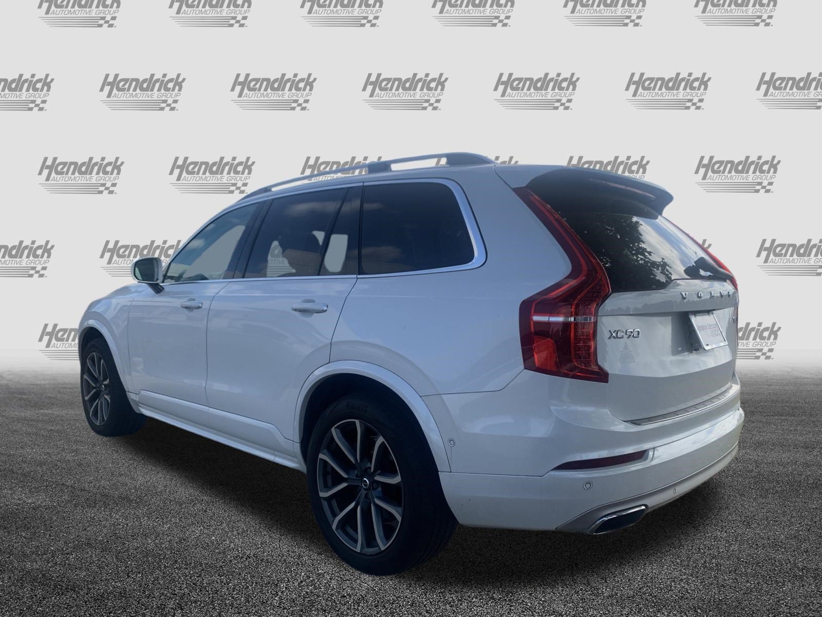 Used 2019 Volvo XC90 T6 Momentum w/ Advanced Package AWD/4WD image 8
