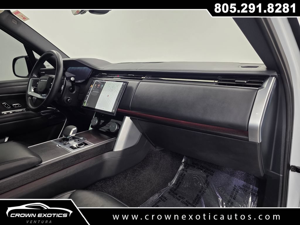Used 2023 Land Rover Range Rover SE AWD/4WD image 12