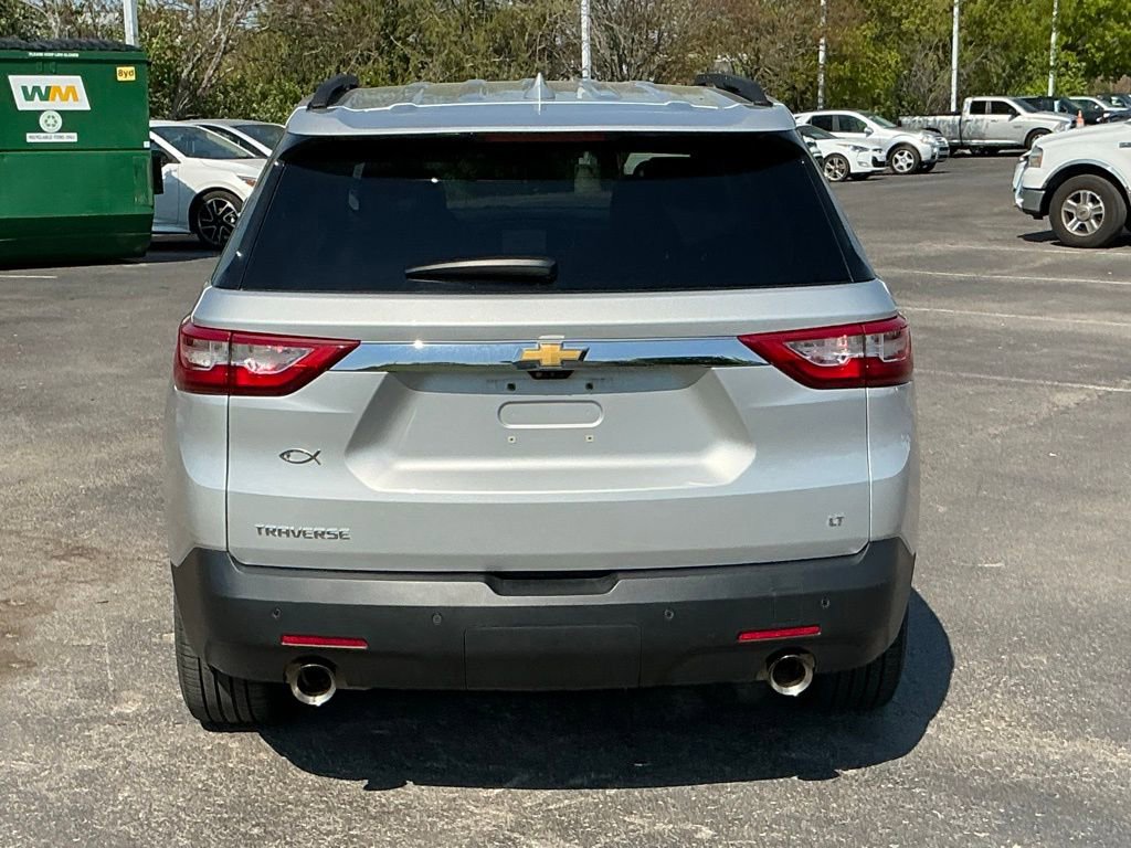 Used 2020 Chevrolet Traverse LT w/ LT Premium Package image 6