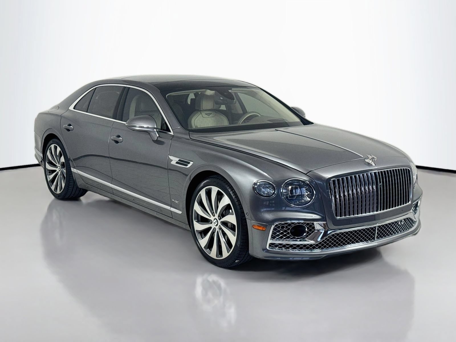 Certified 2022 Bentley Flying Spur W12 AWD/4WD image 1