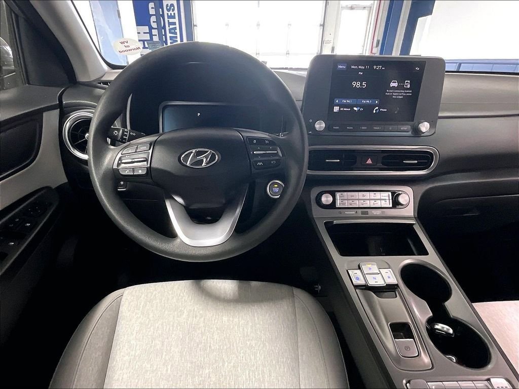 Used 2023 Hyundai Kona SE w/ Cargo Package FWD image 17