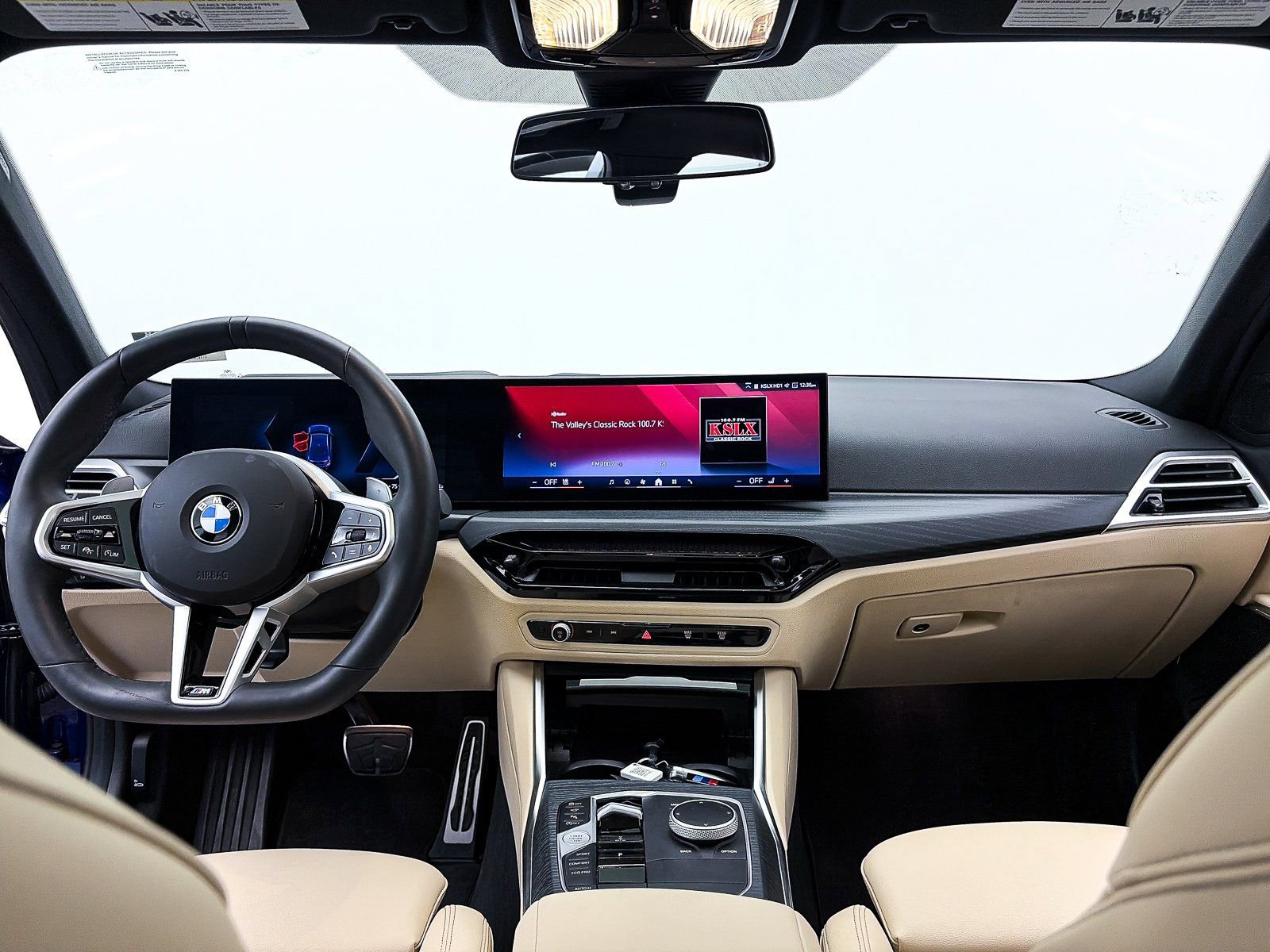 Used 2025 BMW 330i Sedan w/ M Sport Package RWD image 28