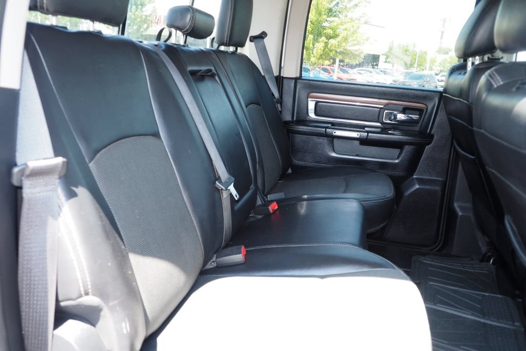 Used 2016 RAM 2500 Laramie w/ Convenience Group AWD/4WD image 18