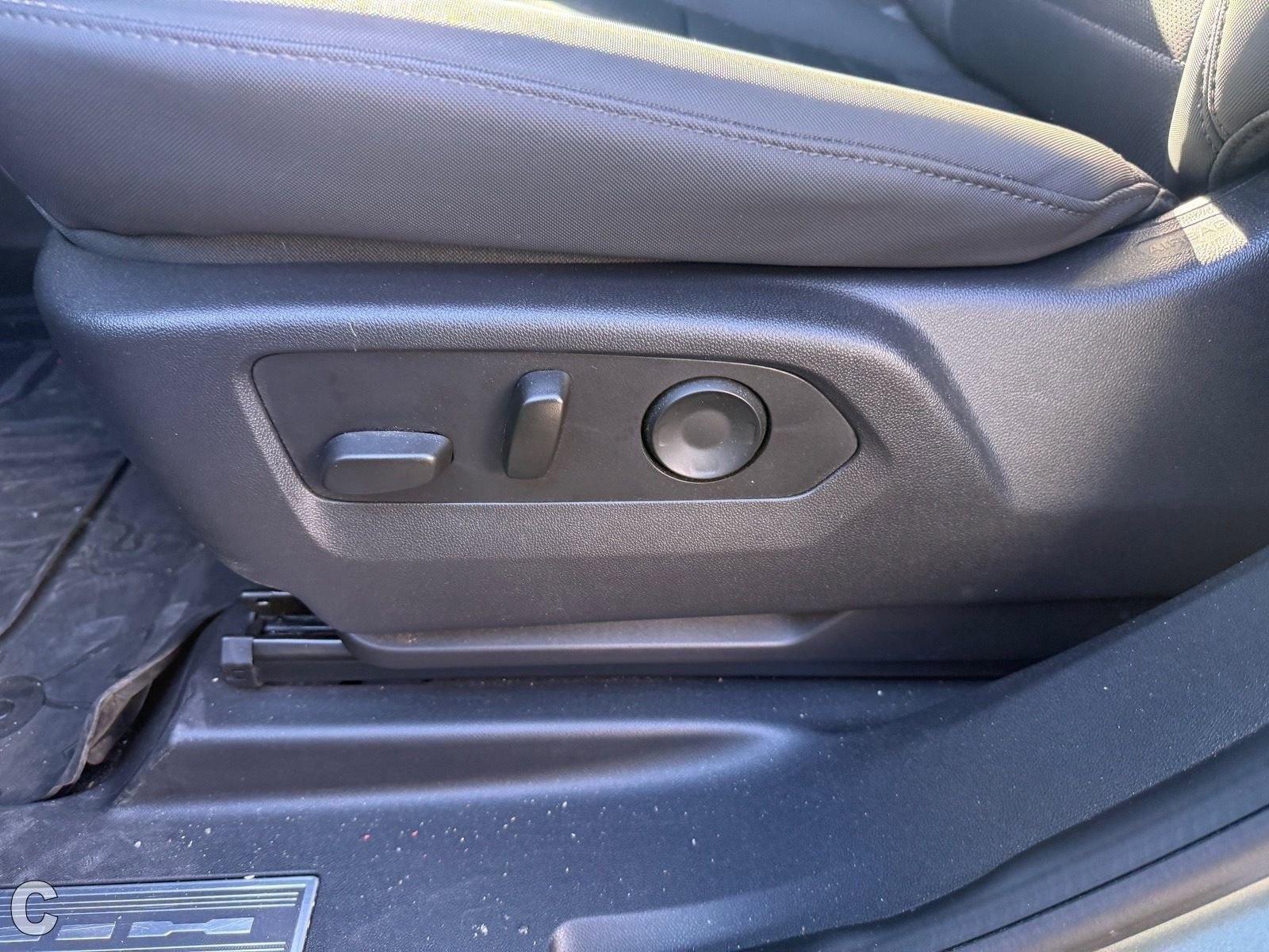 Used 2024 GMC Hummer EV 3X AWD/4WD image 16