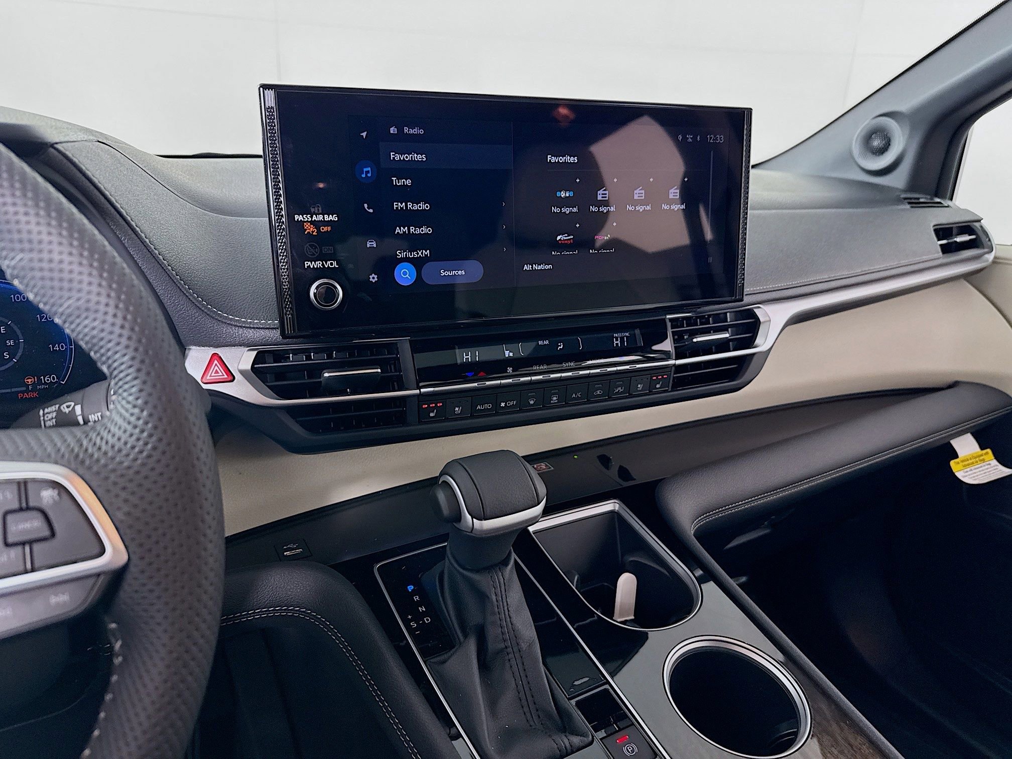 Certified 2026 Toyota Sienna Limited image 16