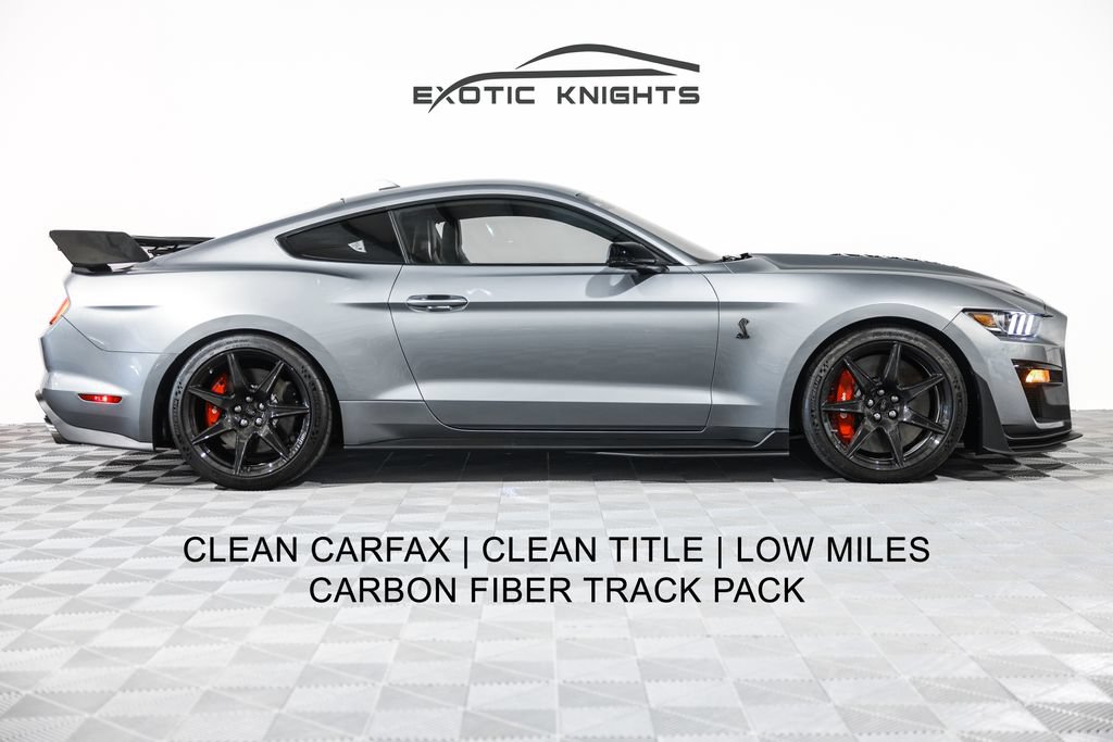 Used 2020 Ford Mustang Shelby GT500 w/ Carbon Fiber Track Pack RWD image 2