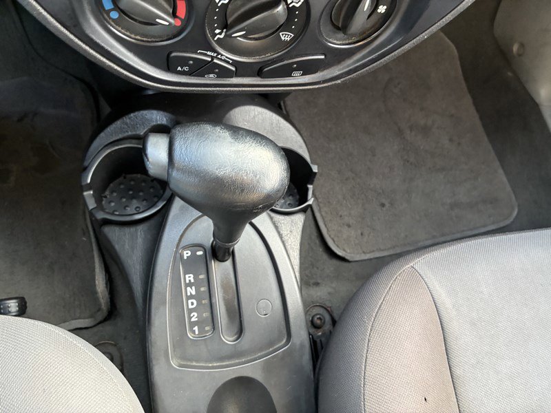 Used 2006 Ford Focus ZX4 Sedan image 11