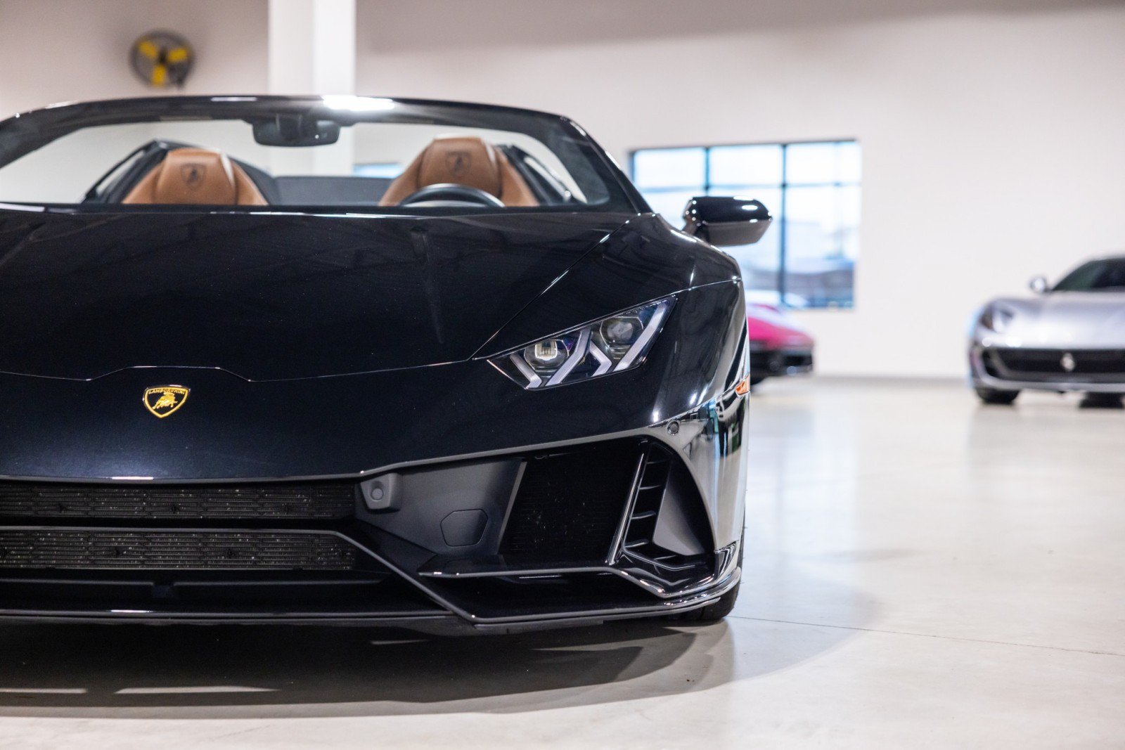 Used 2023 Lamborghini Huracan EVO AWD/4WD image 21
