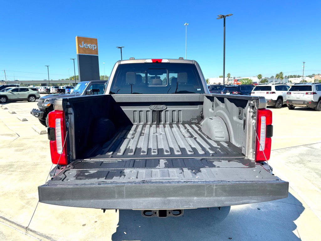 Used 2023 Ford F250 Lariat w/ Chrome Package AWD/4WD image 19