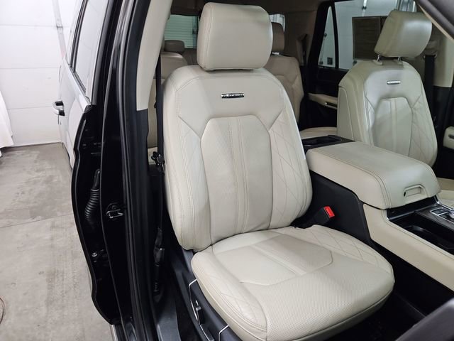 Used 2019 Ford Expedition Platinum image 36