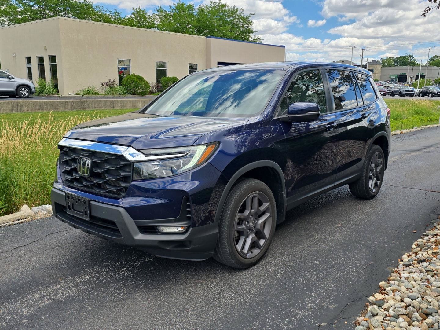 Used 2023 Honda Passport EX-L image 11