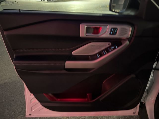 Used 2022 Ford Explorer Limited w/ Limited Technology Package image 26