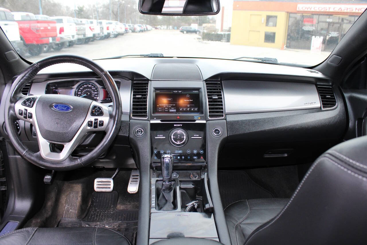 Used 2015 Ford Taurus SHO w/ Equipment Group 401A image 19