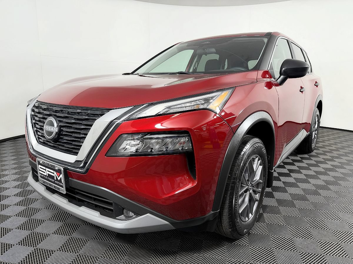 Used 2023 Nissan Rogue S AWD/4WD image 3