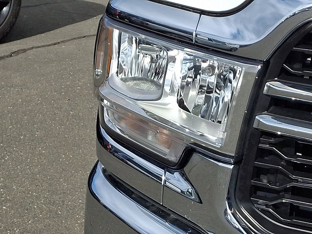 Used 2020 RAM 3500 Tradesman image 9