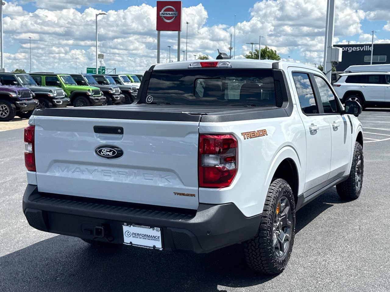 Used 2025 Ford Maverick Tremor AWD/4WD image 3
