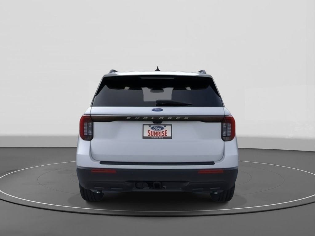 New 2026 Ford Explorer Active image 5