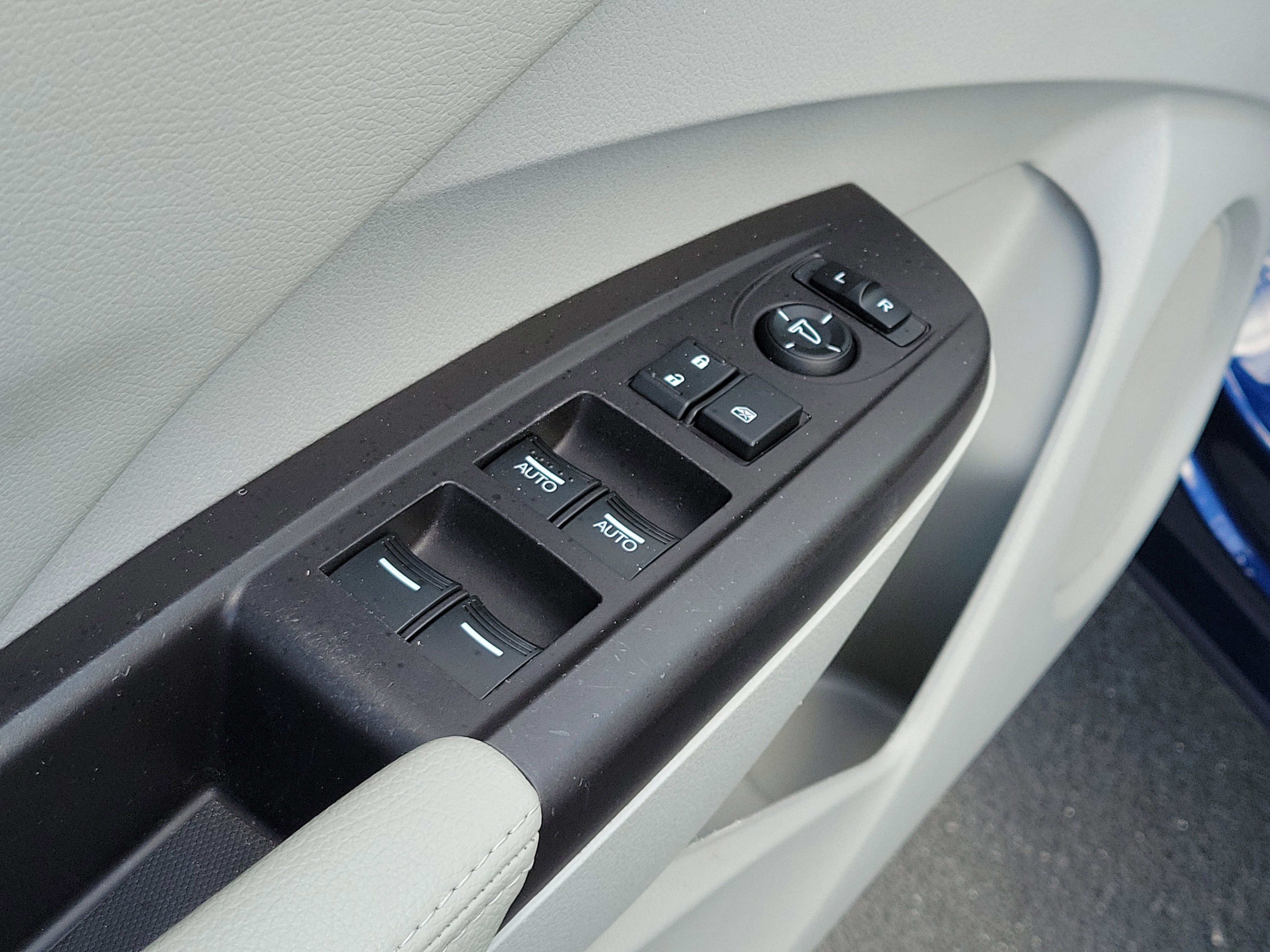 Used 2016 Acura RDX w/ Technology Package image 16