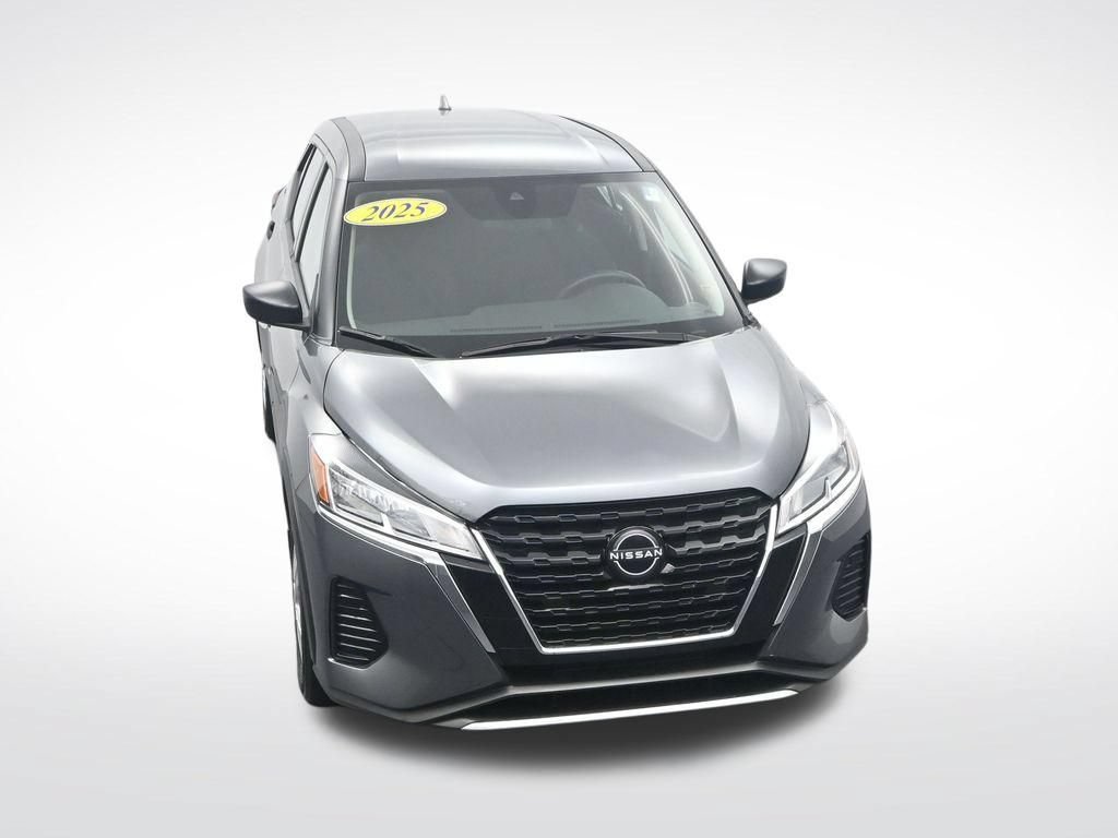 Used 2025 Nissan Kicks Play S FWD image 37