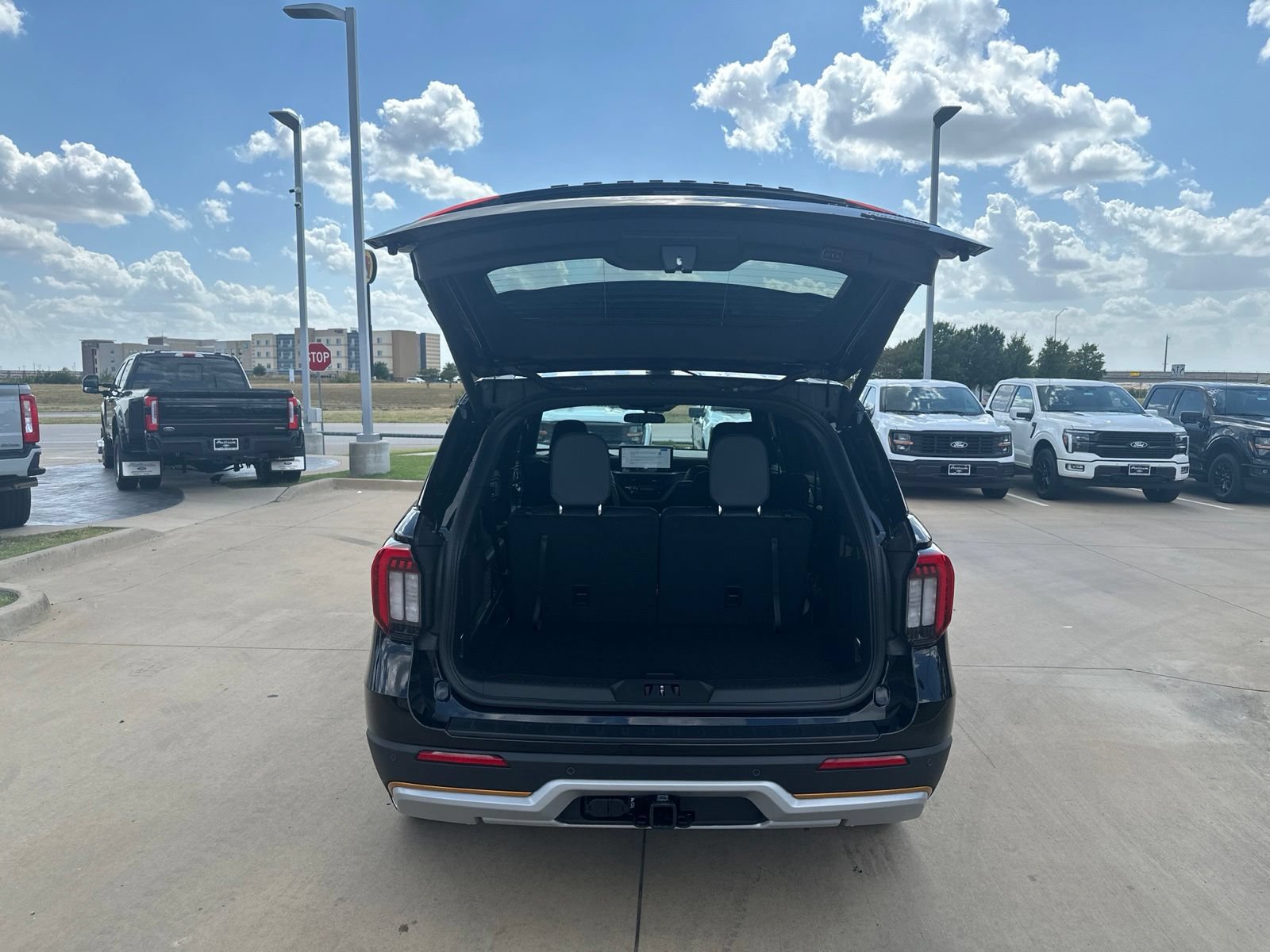 New 2026 Ford Explorer Tremor AWD/4WD image 5