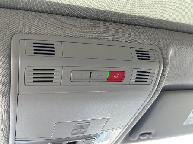 New 2025 Volkswagen Taos SEL image 49