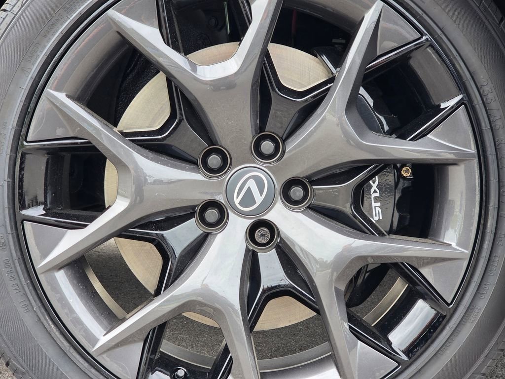 New 2026 Lexus TX 500h AWD image 22