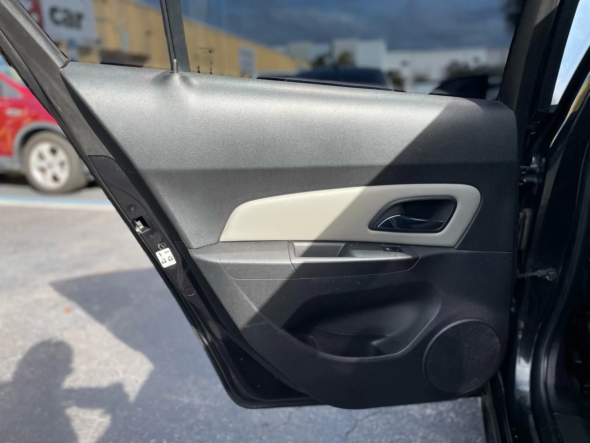 Used 2015 Chevrolet Cruze LS image 26