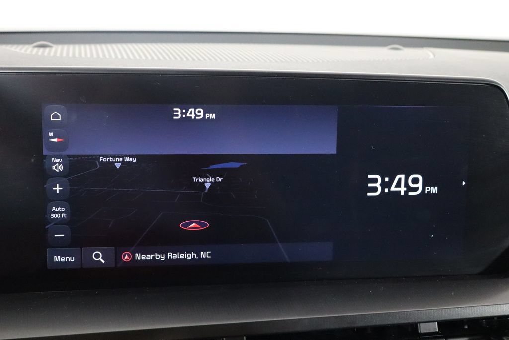 Used 2024 Kia Telluride LX FWD image 34