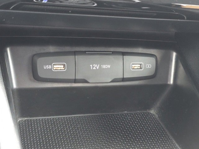 Certified 2022 Hyundai Santa Cruz SEL image 16