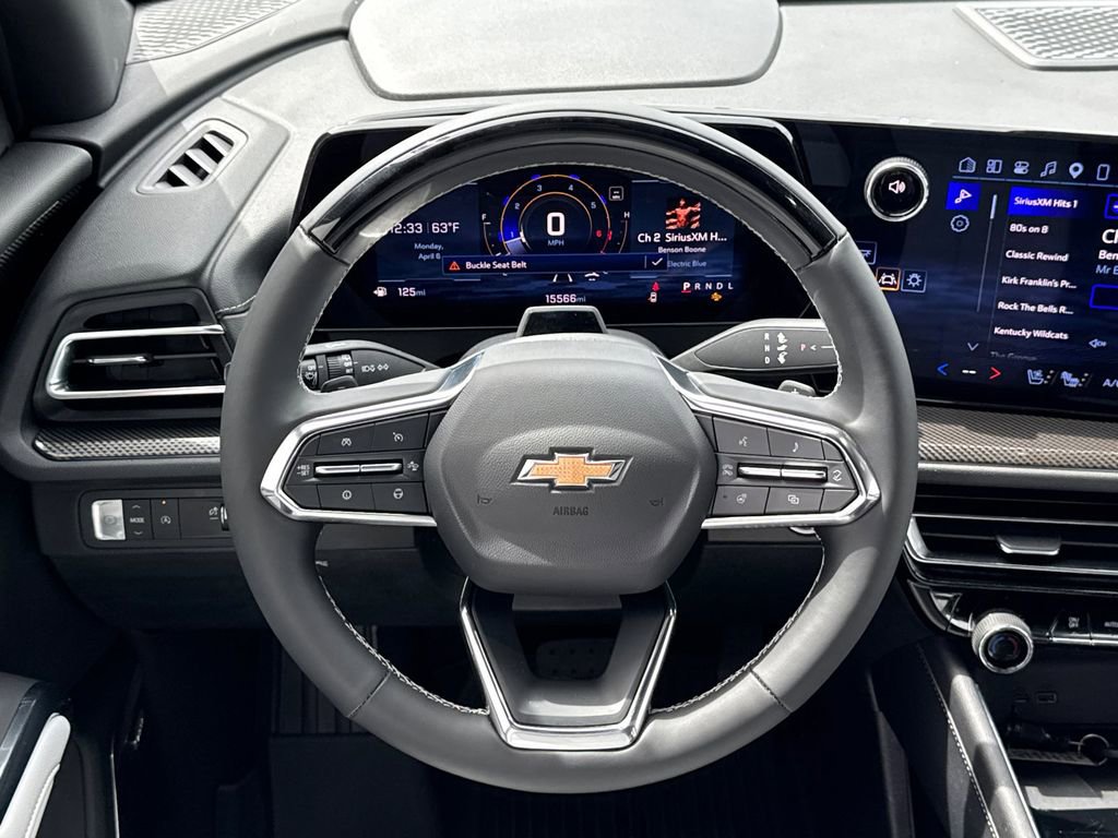 Used 2025 Chevrolet Traverse High Country image 25