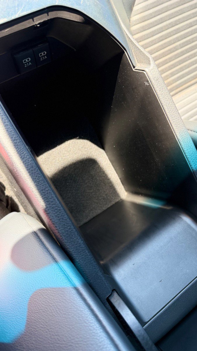 Used 2020 Toyota Camry SE image 39