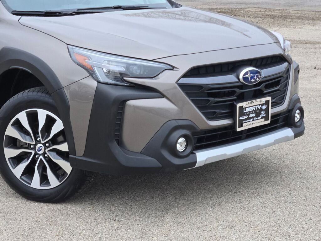 Certified 2023 Subaru Outback Limited image 2