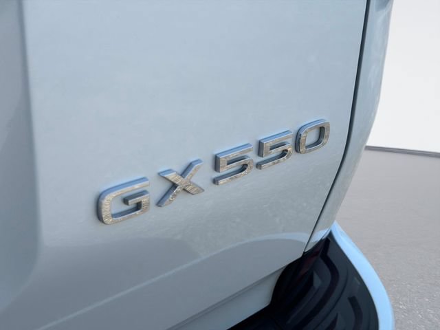 Used 2025 Lexus GX 550 AWD/4WD image 12
