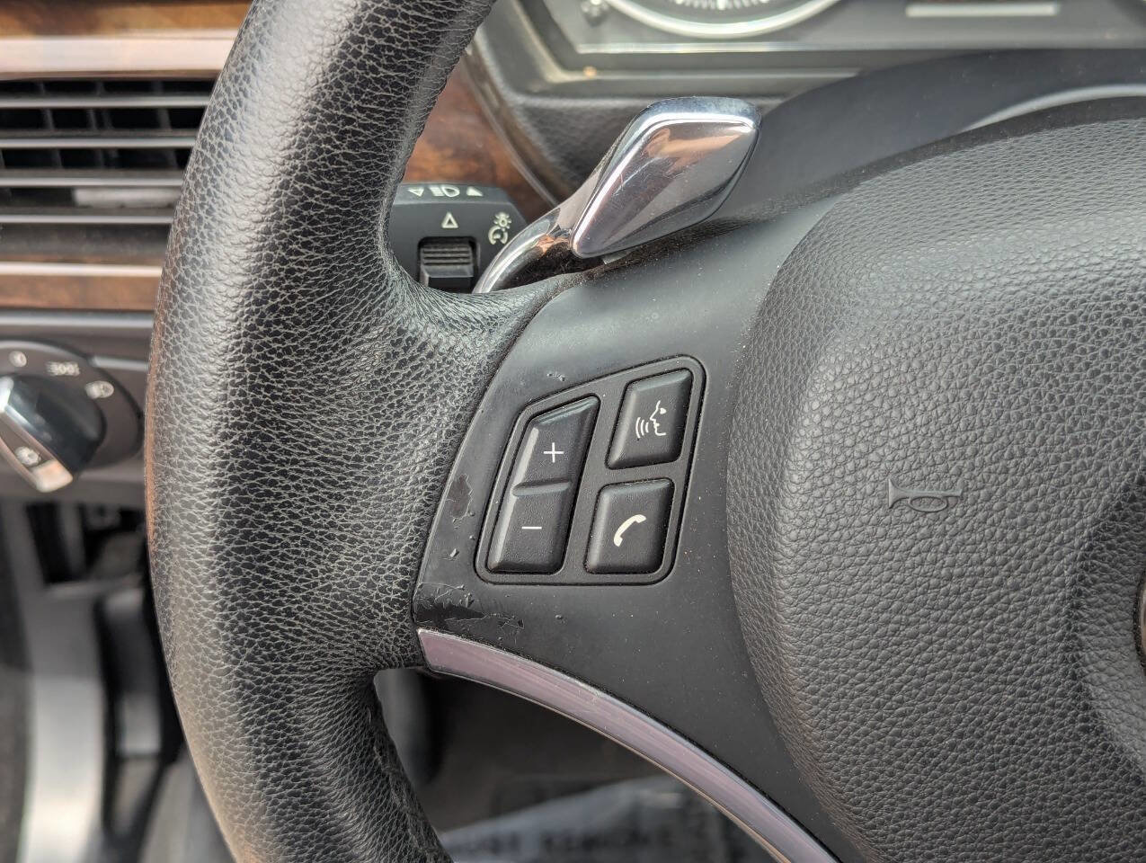 Used 2010 BMW 335i Coupe image 22