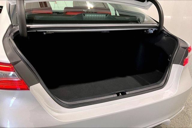 Used 2020 Toyota Camry XSE FWD image 44